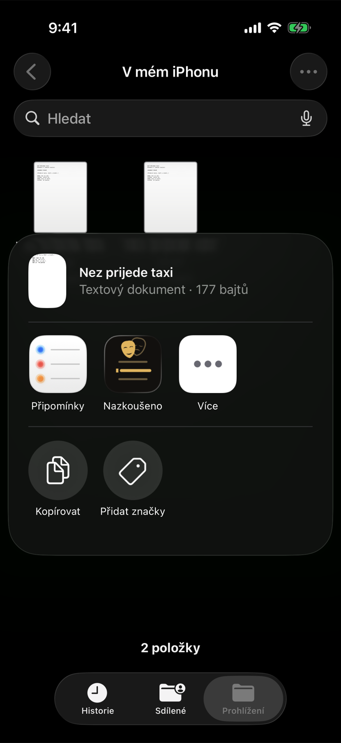 Systémové okno sdílení nad textovým dokumentem se scénářem, v nabídce cílů je appka Nazkoušeno.